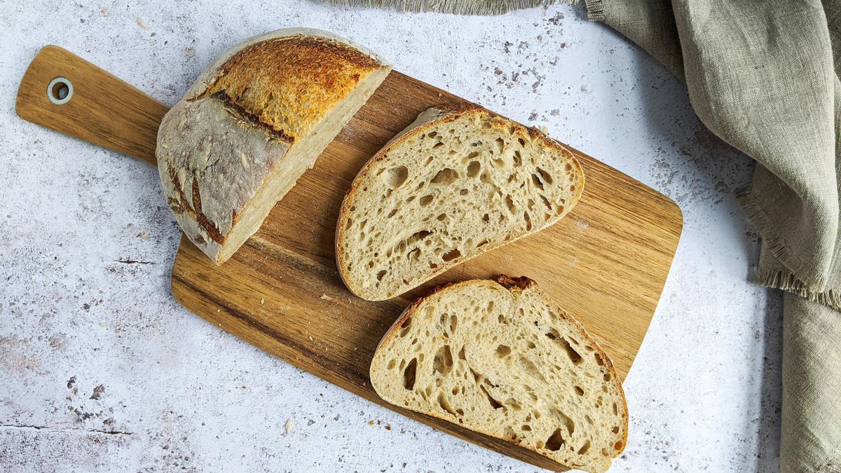 Para que el resultado de conservación sea óptimo, es recomendable cortar previamente el pan en rebanadas