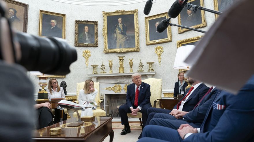 Tribunal de apelaciones afirma que la Casa Blanca puede negar acceso a la agencia AP