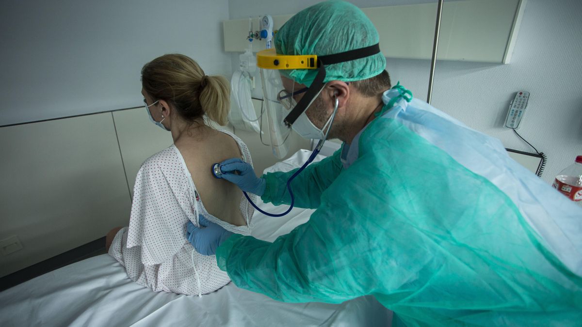 Médico y paciente en Valdecilla