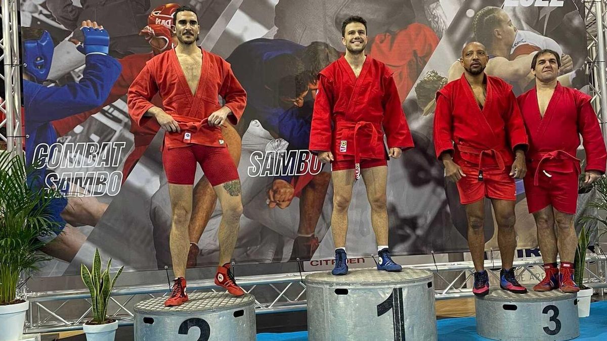 Podio Campeonato de España senior Combat Sambo 2022 en 98 kilos.