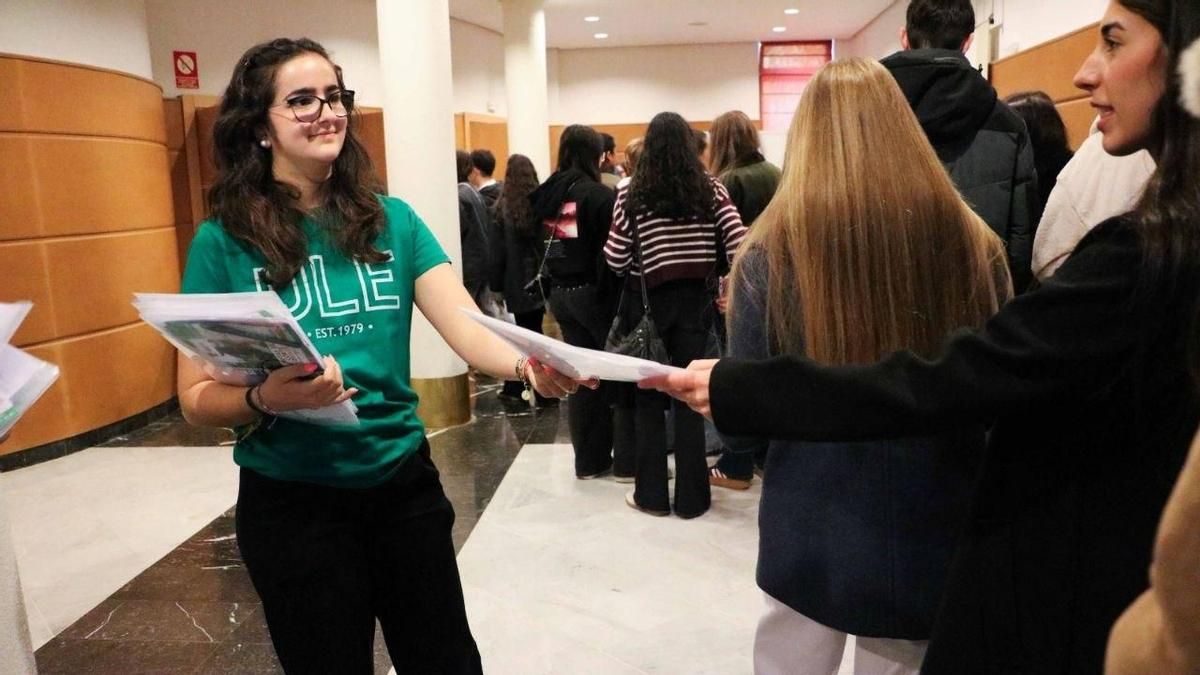 La Universidad de León abre sus puertas durante tres días para recibir a futuros estudiantes