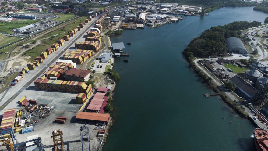 El tráfico de contenedores en los puertos de Panamá crece 1,6 % en el primer semestre