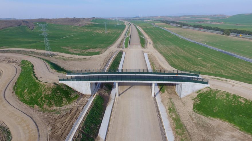 Adif Alta Velocidad finaliza las obras de la plataforma del tramo Peralta-Olite