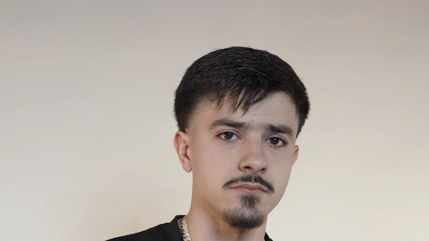 El texano Kane Rodríguez presenta 'La Batuta', un álbum de regional mexicano desde EE.UU.