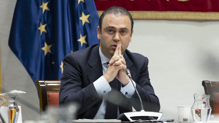 El turismo es "supersostenible" y Canarias necesita centrales nucleares: la opinión de un experto en la comisión de reto demográfico