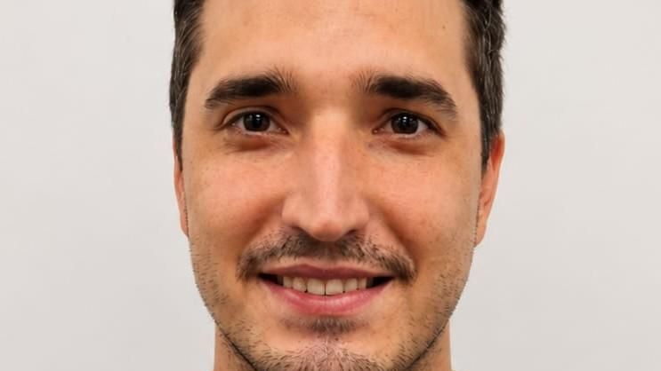 Javier Porres Abad (30 años)