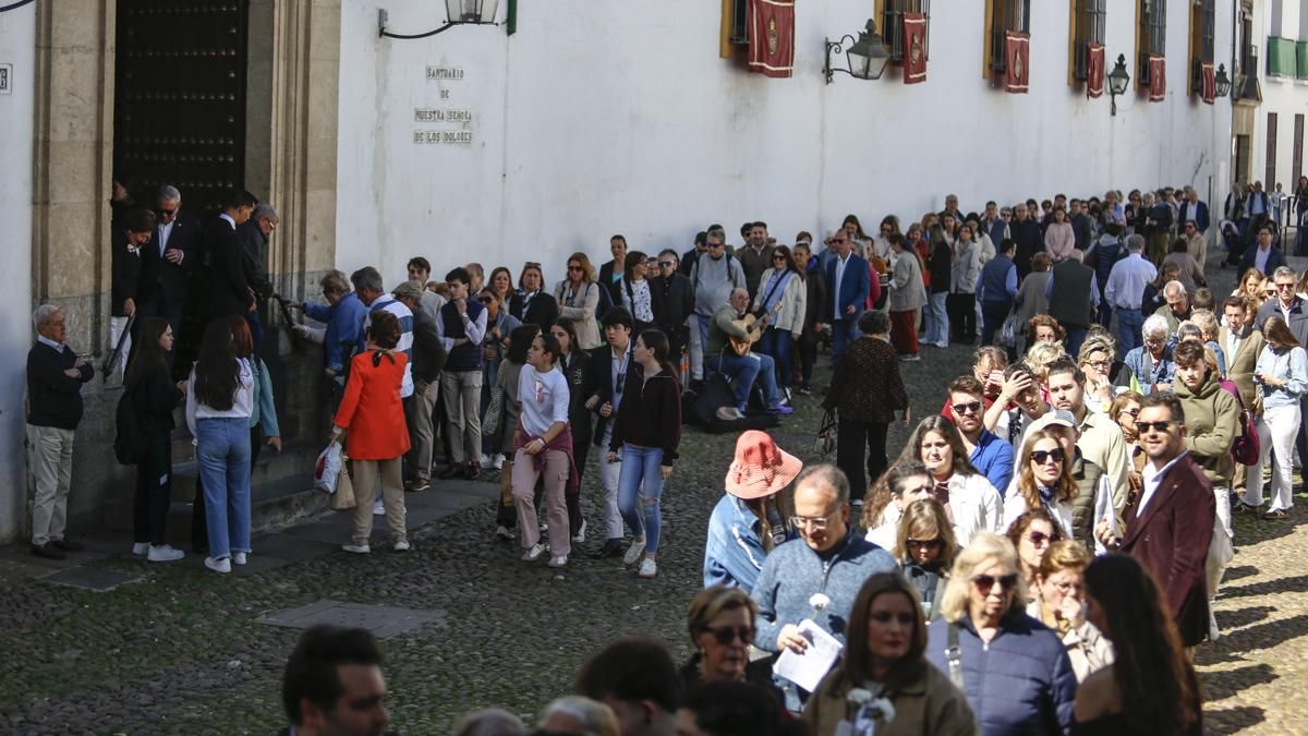 Viernes de Dolores en Capuchinos