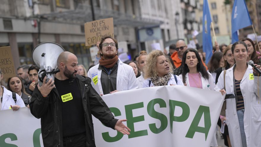 Cuatro días de huelga en Asturias: médicos reclaman respeto, reconocimiento y jornada digna