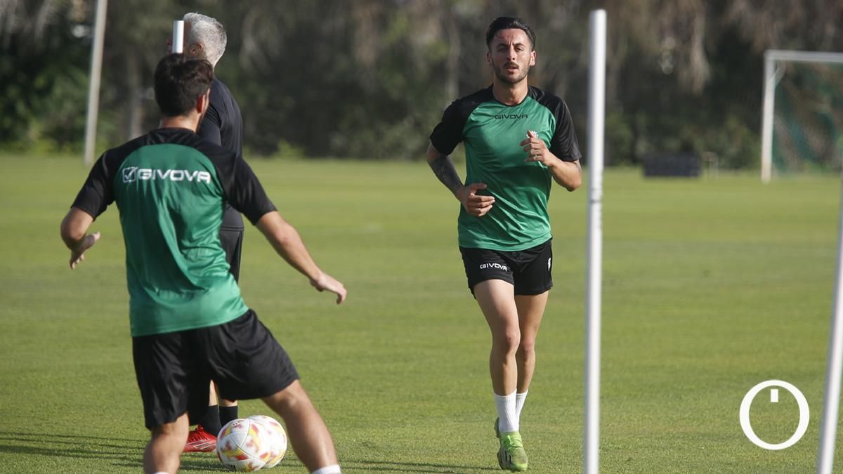 Primer entrenamiento del Córdoba CF tras las vacaciones