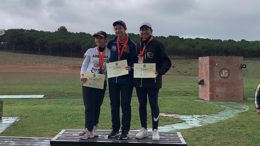 Bronce de Patricia Nieves en la Copa del Rey de Foso Olímpico