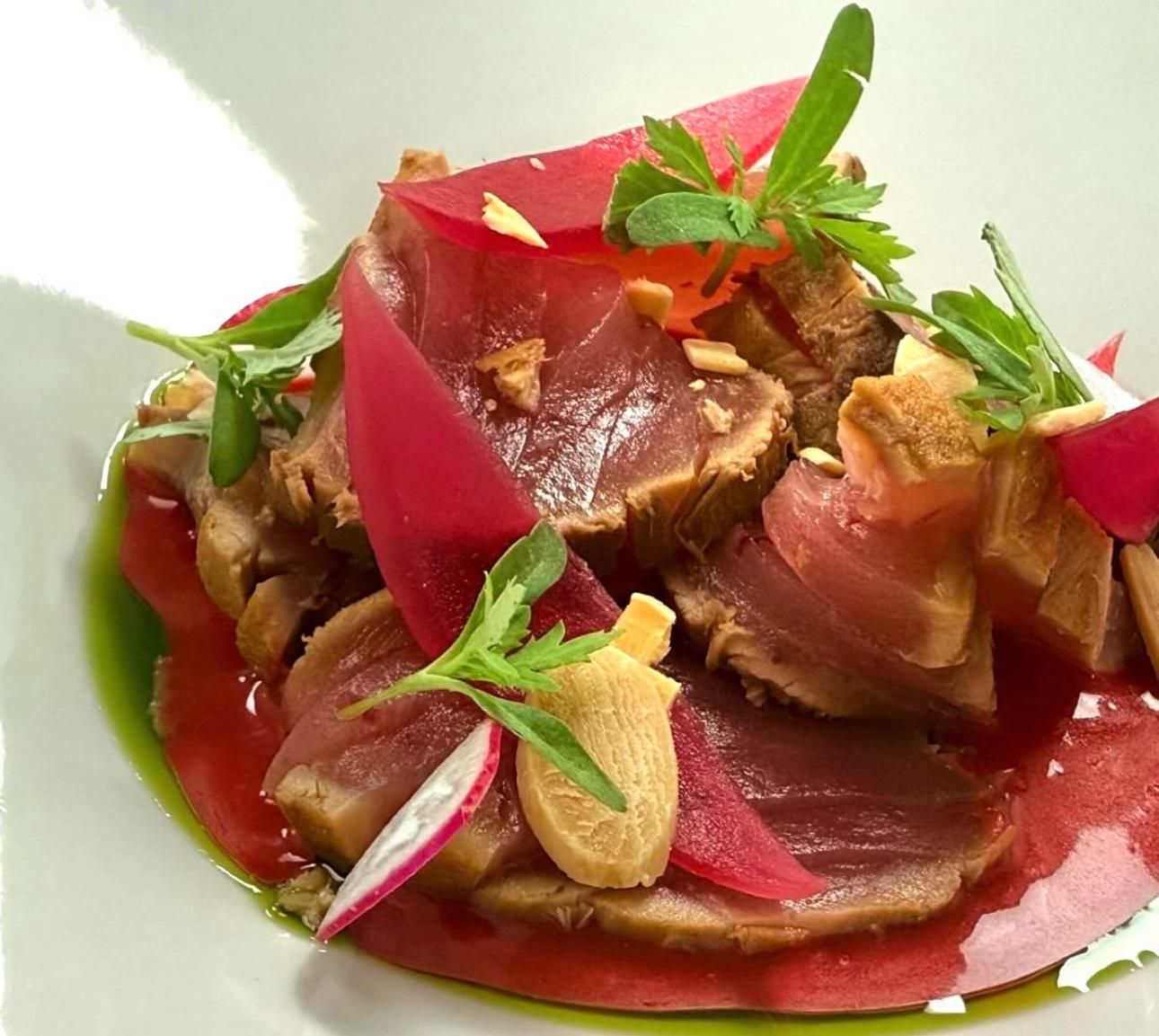 Atún Jardines Casa Romántica.