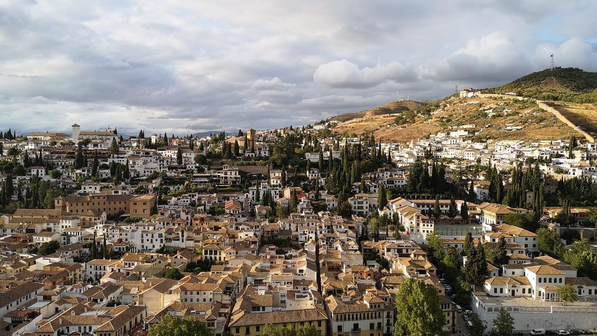 Granada capital