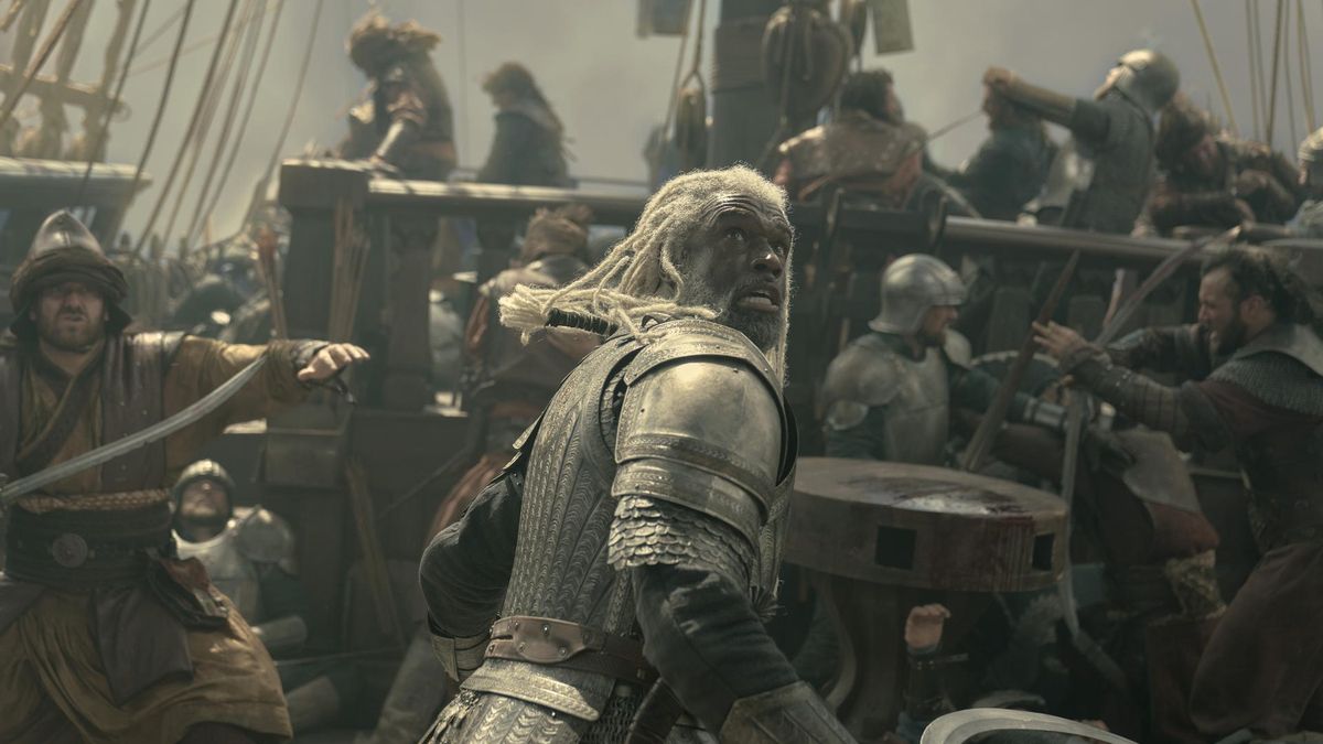 Lord Corlys Velaryon en la batalla del Gaznate en la temporada 3 de 'La casa del dragón'
