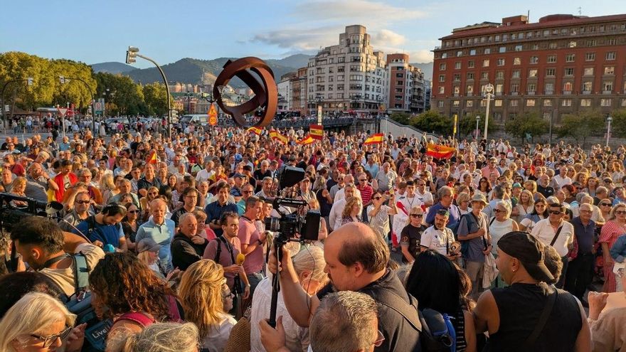 Manifestación en apoyo a Ceuta en Bilbao.