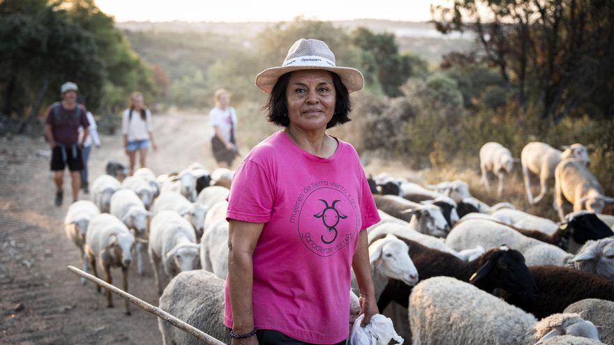 Elsa Fernández durante el regreso a casa tras los incendios en la Sierra Oeste de Madrid