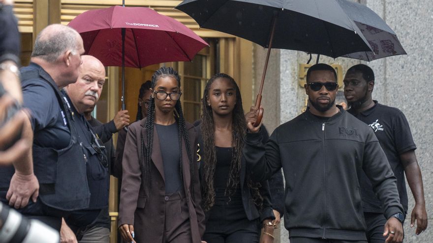 Los hijos de Diddy celebran el veredicto en privado con bailes dentro de un vehículo