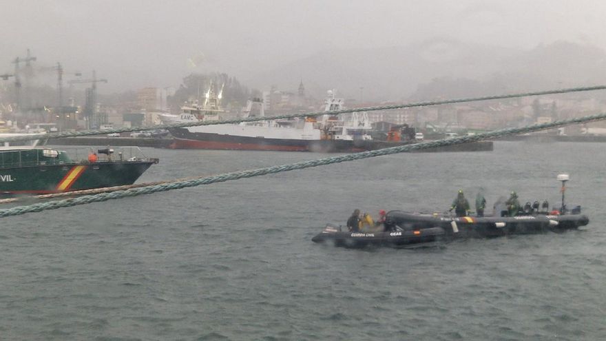 Interceptado en el puerto pontevedrés de Marín un carguero ruso que transportaba 120 kilos de cocaína en su casco