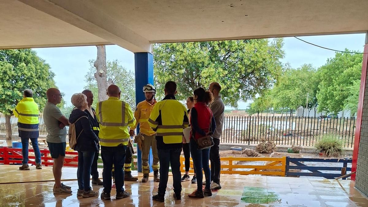 La actividad lectiva continuará con normalidad este lunes en Madrigueras tras las inundaciones