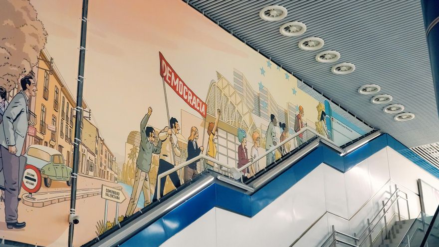 Parte del mural de Paco Roca.