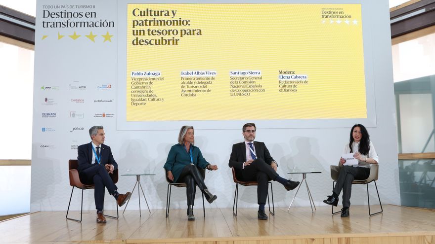 El vicepresidente de Cantabria, Pablo Zuloaga, participa en la mesa 'Cultura y patrimonio: un tesoro para descubrir' junto a mesa de la jornada, 'Cultura y patrimonio: un tesoro para descubrir' junto a la delegada de Turismo del Ayuntamiento de Córdoba, Isabel Albás Vives, y el secretario General de la Comisión Nacional Española de Cooperación con la UNESCO, Santiago Sierra.