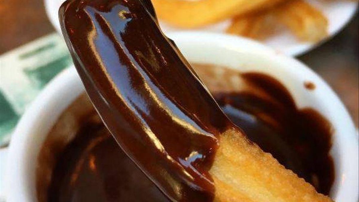 Esta es la diferencia en sabor, forma y rebozado de los churros mexicanos y los españoles