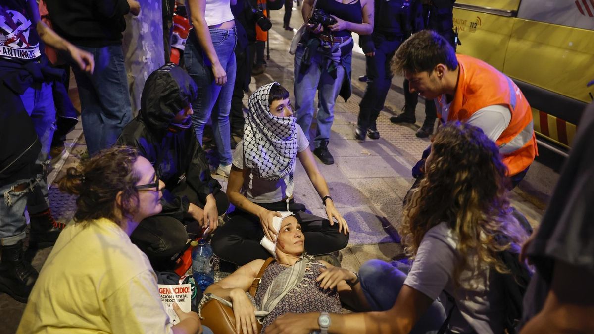 Cinco detenidos, una herida y cargas en la manifestación previa al partido de Euroliga Valencia Basket - Hapoel Tel Aviv