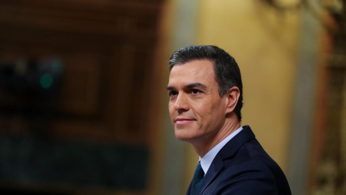 Sánchez pide a la CUP que acabe con la vía "unilateral" en Cataluña y deje de "justificar" la violencia