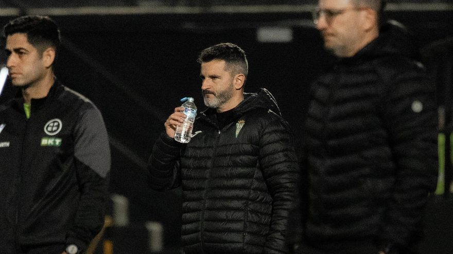 Iván Ania, tras la derrota en Ceuta: "Hemos desaprovechado esta oportunidad"