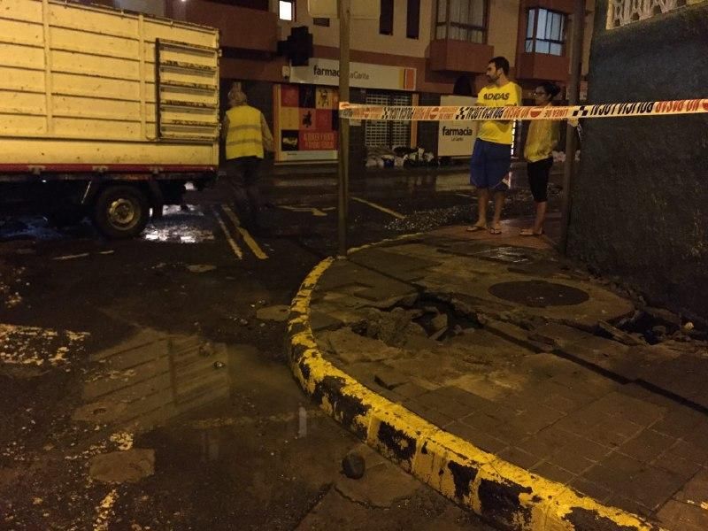 Noche de emergencia por lluvias en Telde. (Canarias Ahora).