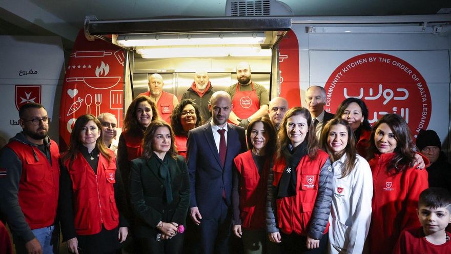 El ministro de Exteriores francés, Jean-Noël Barrot, en Beirut, en plena ofensiva israelí contra Líbano.