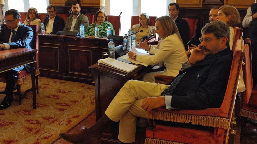 Vox pierde un concejal en el Ayuntamiento de León que se pasa a no adscrito