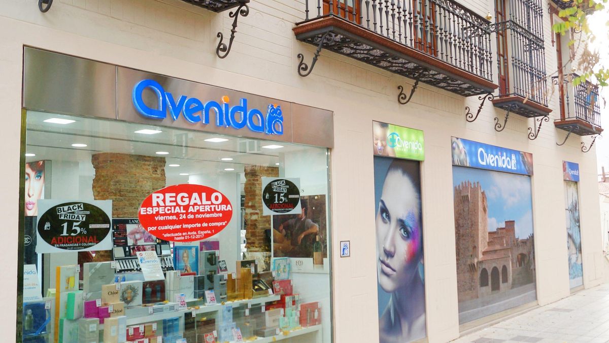 La empresa salmantina Perfumerías Avenida anuncia un ERE y cierre de tiendas para superar su crisis