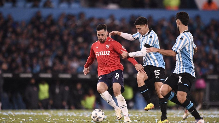 Racing empató en el clásico de Avellaneda ante Independiente y no pudo quedar como líder de la Liga Profesionald