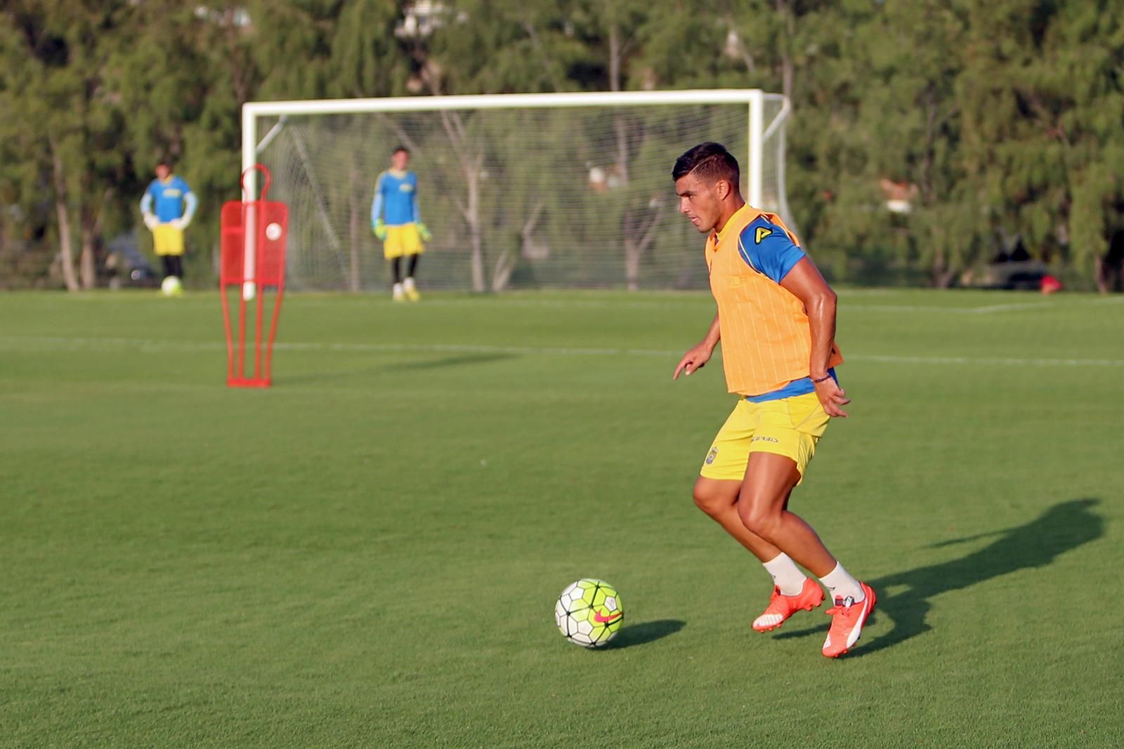 Asdrúbal. Entrenamiento de la UD Las Palmas (ALEJANDRO RAMOS)