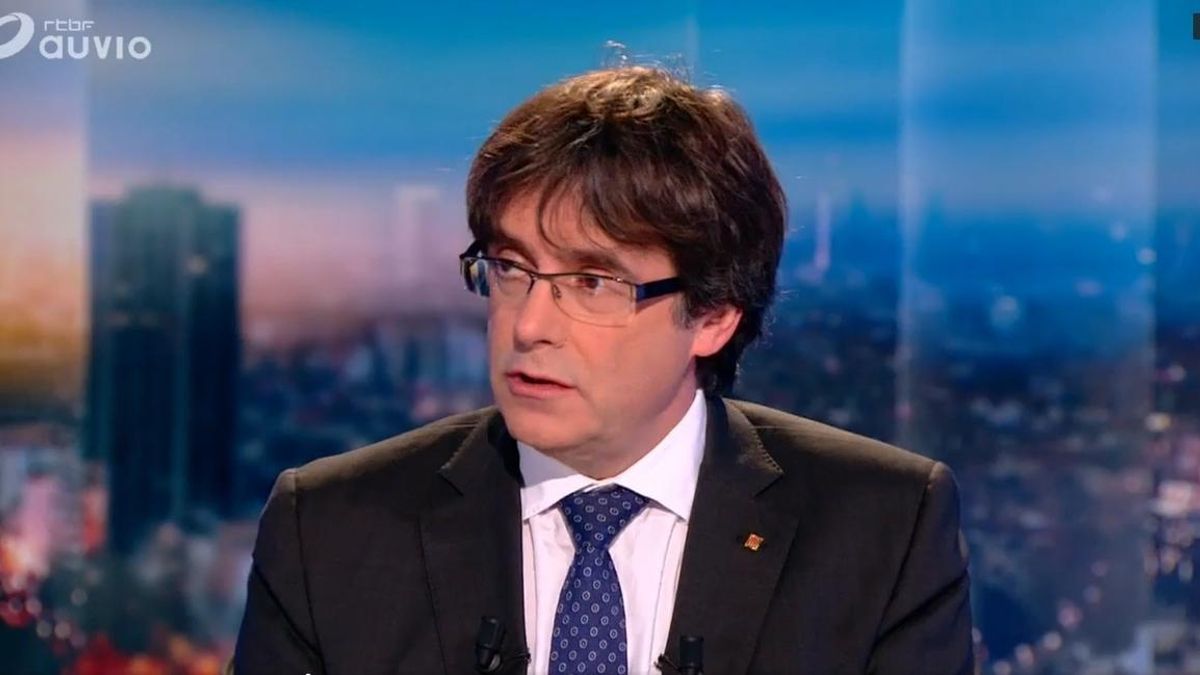 Puigdemont anuncia que está dispuesto a ser candidato a las elecciones del 21-D