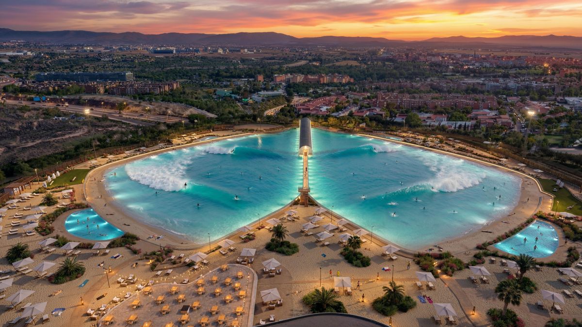 Recreación de la playa de olas en el entorno del Metropolitano.