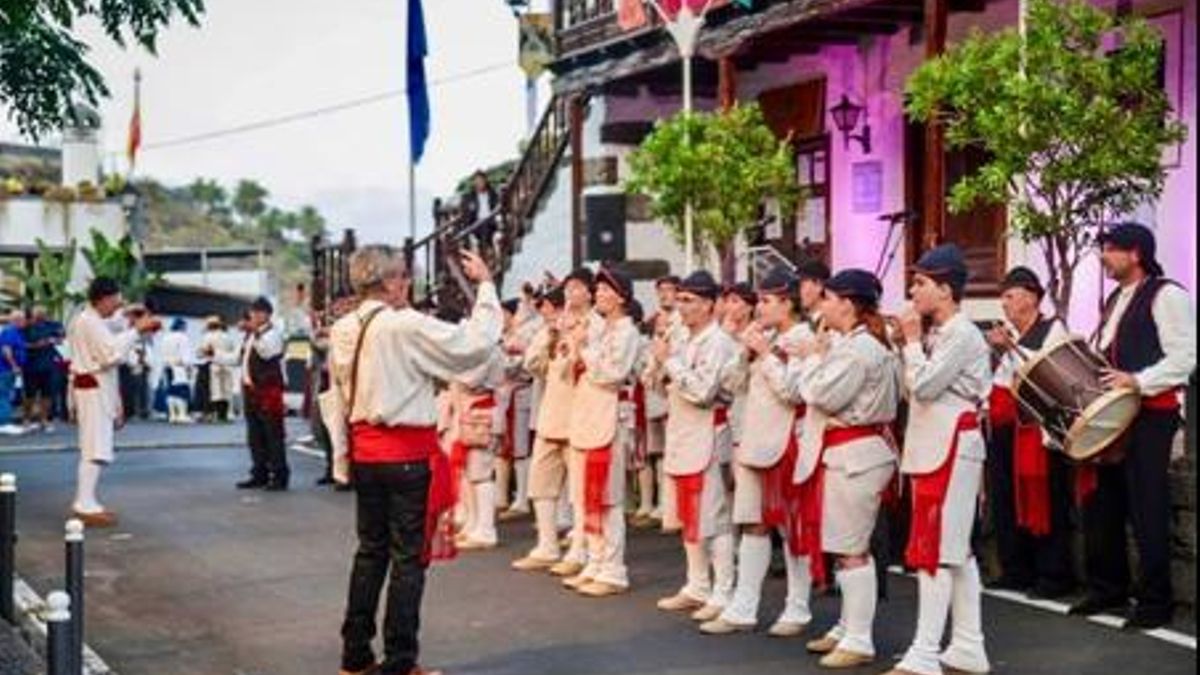 Más de 250 de escolares participarán en el taller y pasacalles de flautas de pastor del Congreso de la Bajada