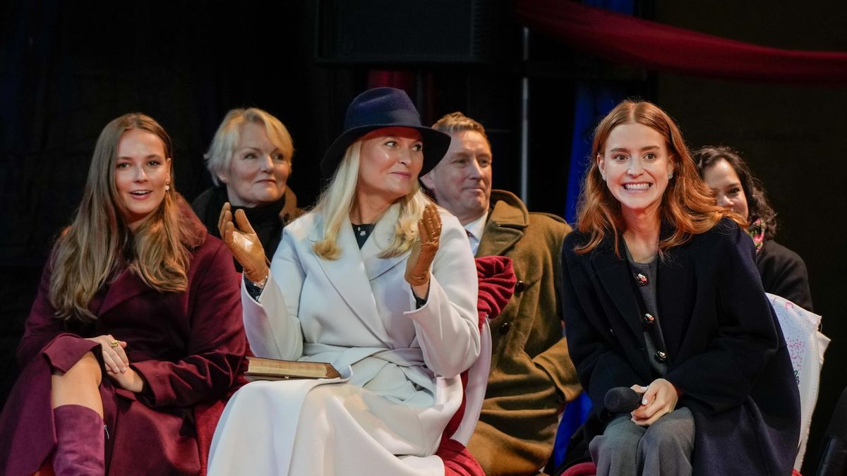 Milei participa de la ceremonia de entrega del Nobel de la Paz, aunque Corina Machado no llegó a tiempo a Oslo