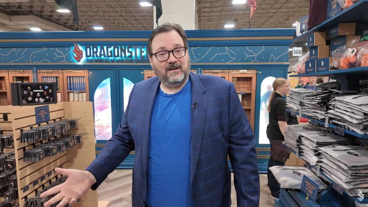 Brandon Sanderson es una máquina de hacer dinero y su último crowdfunding demuestra hasta dónde está el público dispuesto a llegar por él