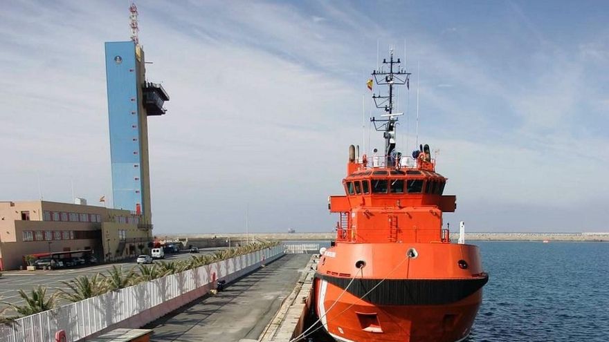 Ascienden a 342 las personas rescatadas este sábado en el mar de Alborán procedentes de siete pateras