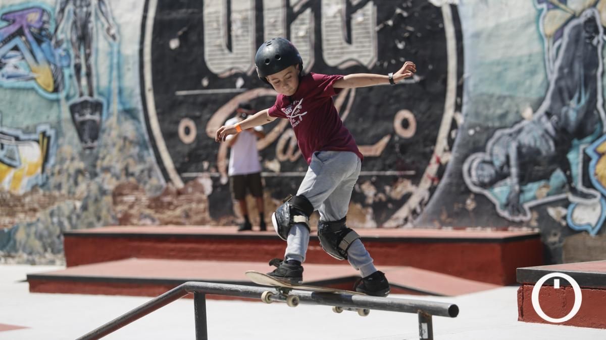 Prueba andaluza de skate en el skatepark de Cañero