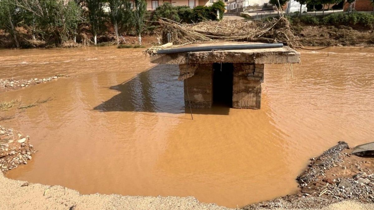 Estado de la carretera de Almochuel tras la dana de junio