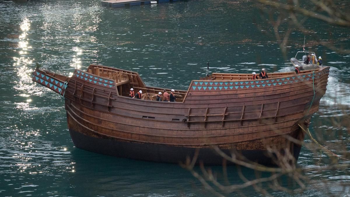 Botadura de la nao San Juan, réplica de un ballenero del siglo XVI reconstruida en Albaola de Pasaia