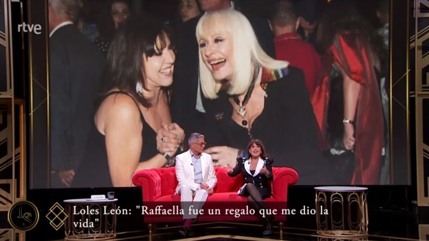 'Lazos de sangre' rindió homenaje a Raffaella Carrà, y Loles León recordó su última conversación con ella