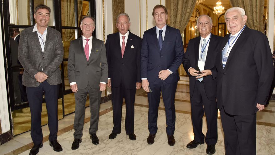 Empresarios desilusionados recibieron a un Santilli que les prometió lo que desean