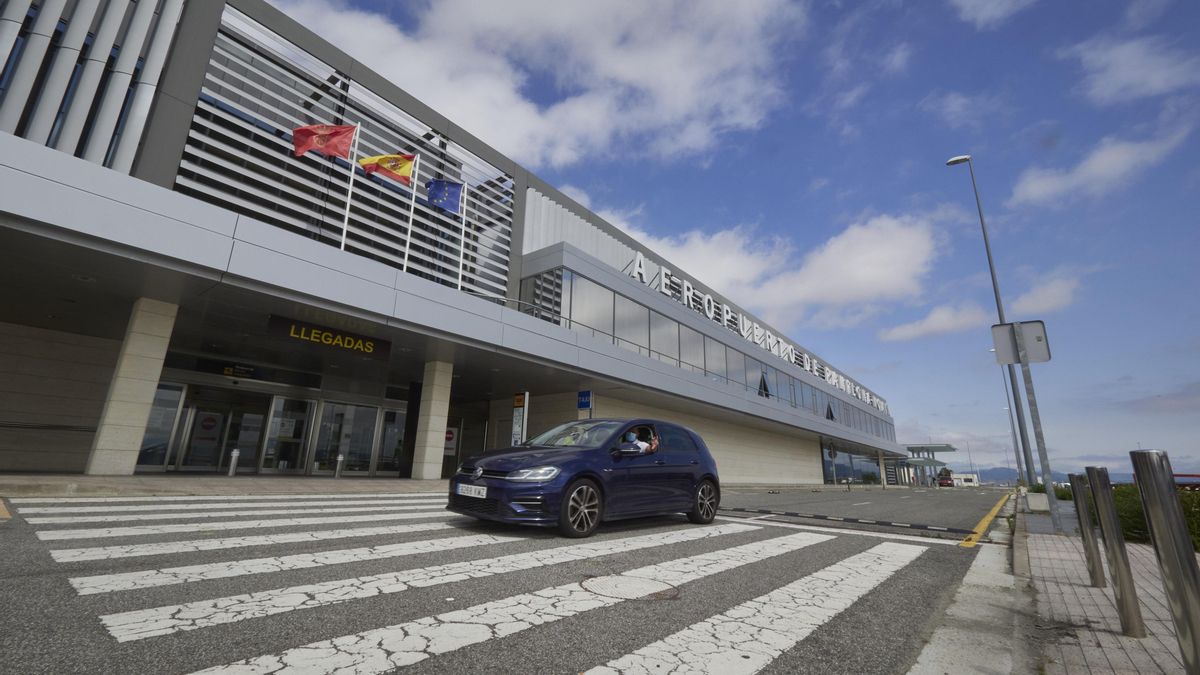 Navarra invertirá 4 millones para que el aeropuerto de Pamplona consiga nuevas conexiones nacionales e internacionales