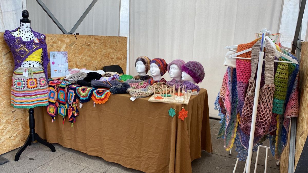 La XI Feria de Artesanía de Navidad de Breña Baja se celebra en la Plaza de Las Madres