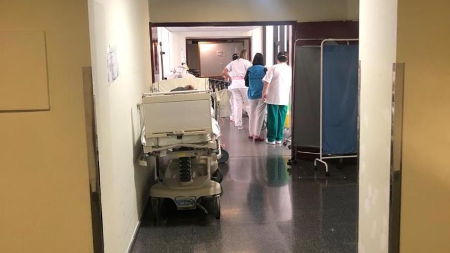 El Hospital Insular de Gran Canaria recurre a cirujanos para reforzar las guardias de urgencias