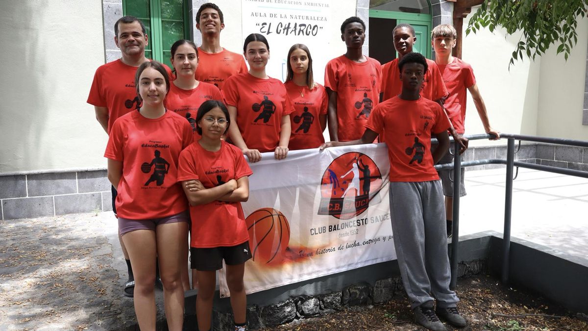 El Club Baloncesto Sauces conciencia sobre el cuidado y uso del agua