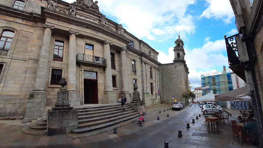 La universidad de Santiago retoma las clases por la tarde y las de Vigo y A Coruña las reinician el miércoles